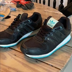 Adidas 3 stripe women’s shoes